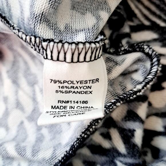 Willow Drive Cowl Neck Animal Print Fleece Top - Picture 4 of 7